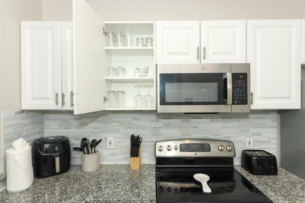 Lilys Stylish Villa Close To Disney Ideal For Long Stays Ορλάντο Εξωτερικό φωτογραφία
