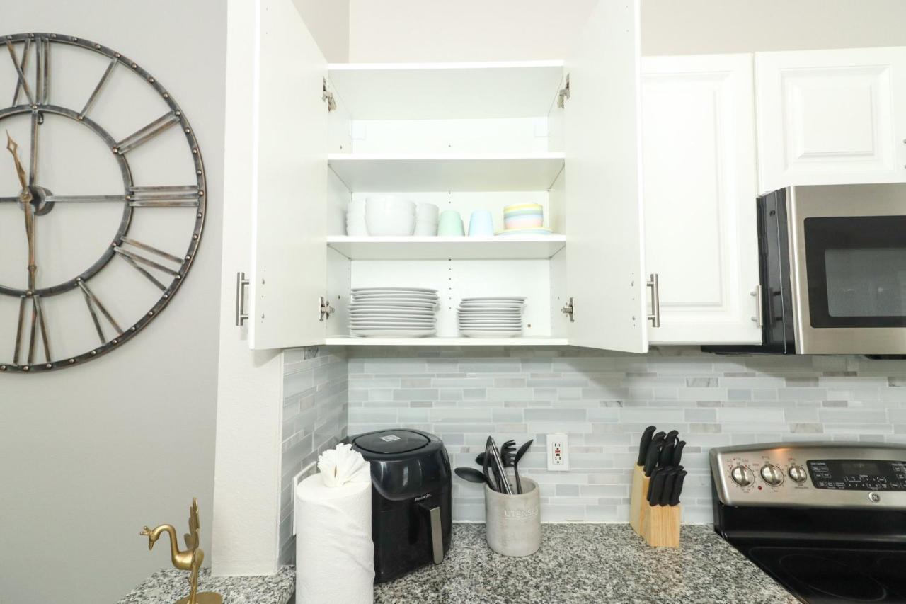 Lilys Stylish Villa Close To Disney Ideal For Long Stays Ορλάντο Εξωτερικό φωτογραφία